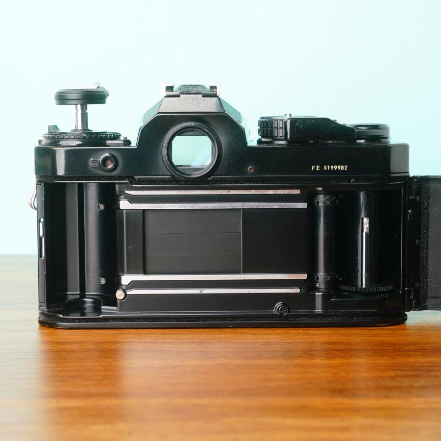 【完動美品】Nikon FE 黒ボディ｜外観良好 ニコン（Nikon） 【完動・整備済み】Nikon FE ブラックボディ 防湿庫