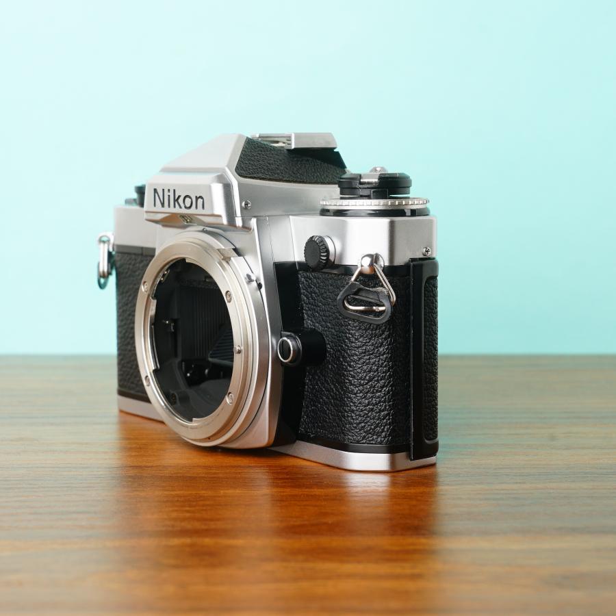 【完動品】Nikon FE ニコン（Nikon） 【完動・美品・整備済み】Nikon FE ボディ フィルム