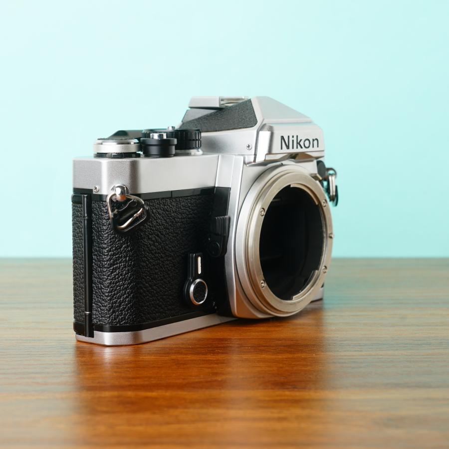 ニコン（Nikon） 【完動・美品・整備済み】Nikon FE ボディ フィルム