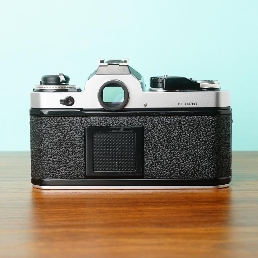 ニコン（Nikon） 【完動・美品・整備済み】Nikon FE ボディ フィルム