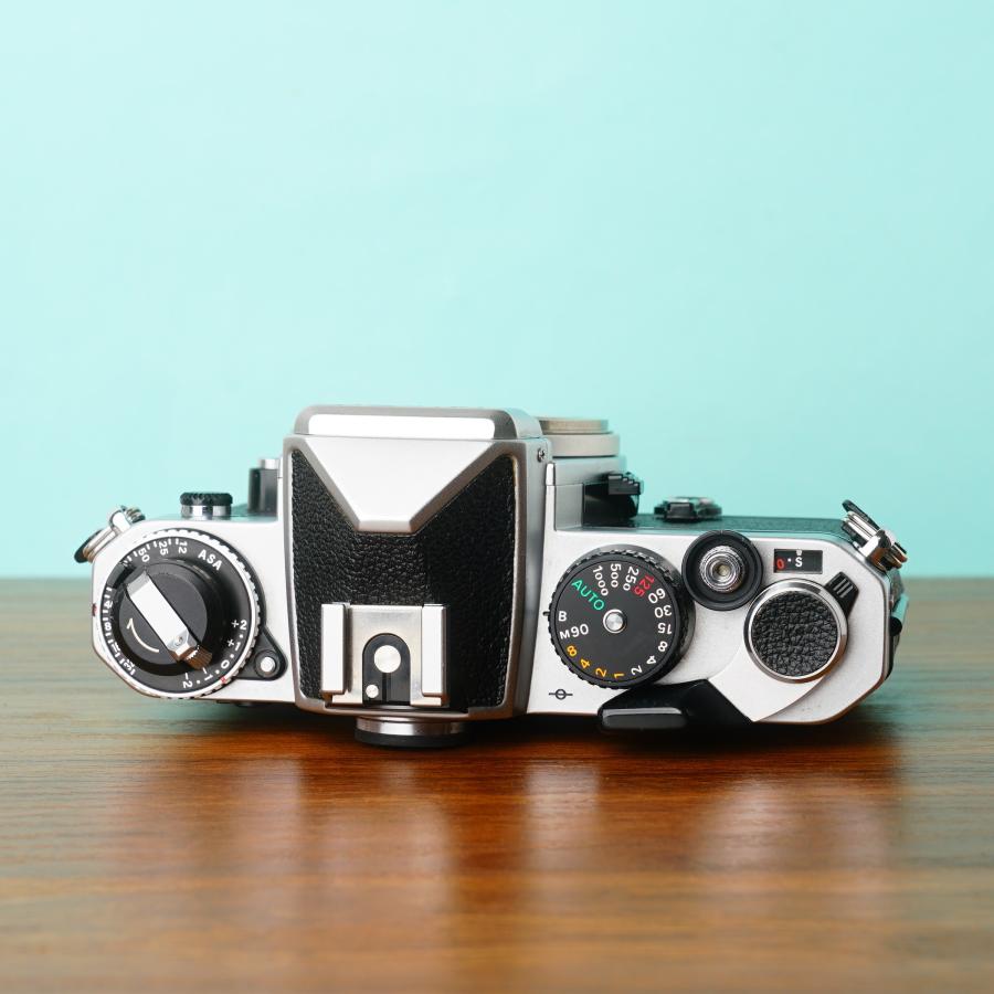 ニコン（Nikon） 【完動・美品・整備済み】Nikon FE ボディ フィルム