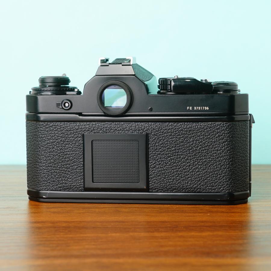 ニコン（Nikon） [美品] 完動品◎ニコン FE ブラック ボディ フィルム