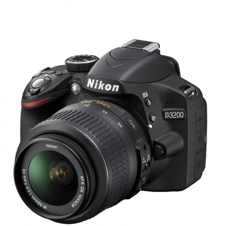 ニコン（Nikon） Nikon D3300 レンズキット デジタル 一眼レフ カメラ