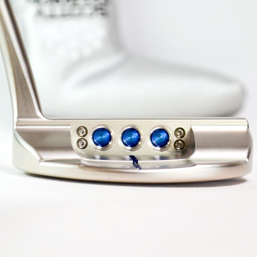 匿名配送 スコッティキャメロン カスタムパター ニューポート3 (Lucky Butterfly) Translucent ブルー with シャフトリング 【1263661188】(44268円)