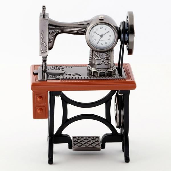 ミニチュア クロック 置時計 ミシン型 日本製クォーツ おしゃれ 小さい アナログ 卓上 インテリア デザイン かわいい 雑貨 レア アイテム ギフト C3568 Br C3568 Br 腕時計 財布 バッグのcameron 通販 Yahoo ショッピング