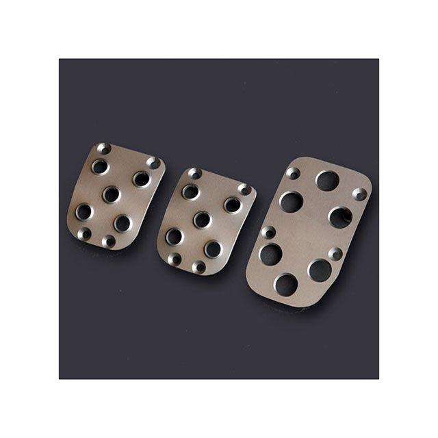 APIO アピオ アルミペダルセット“ググっとくん”/ JB64、JB74MT車 楽天市場】ジムニー パーツ ペダル【アピオ アルミ AT ペダルセット