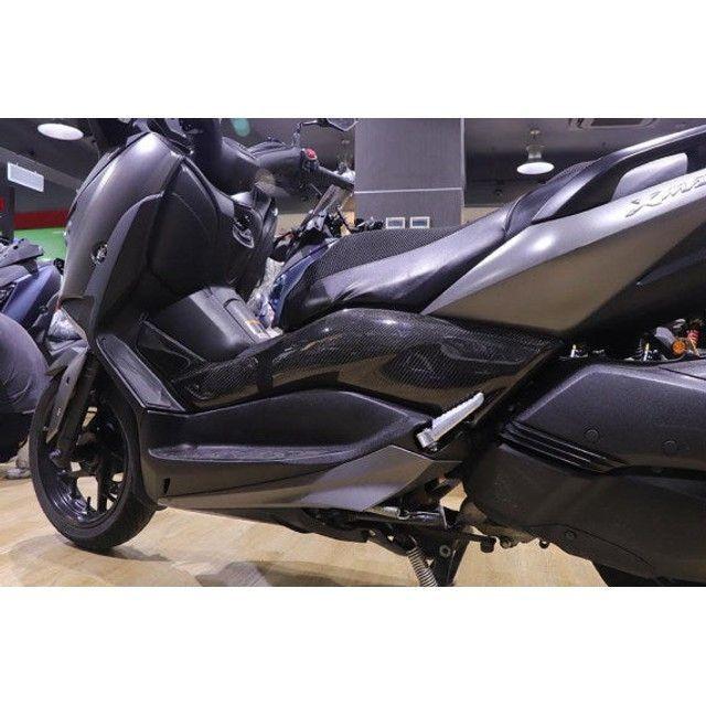 モトオブスポーツ XMAX250 XMAX300 カーボンセンターサイドパネル左右（XMAX250/300） MOS_3