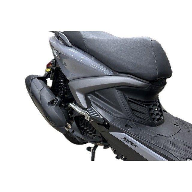 KN企画 シグナスグリファス 6型 台湾仕様 シグナスグリファス 6型 国内仕様 デュアルカラーワイドタンデムステップ/シグナスグリファス（シルバー…_5
