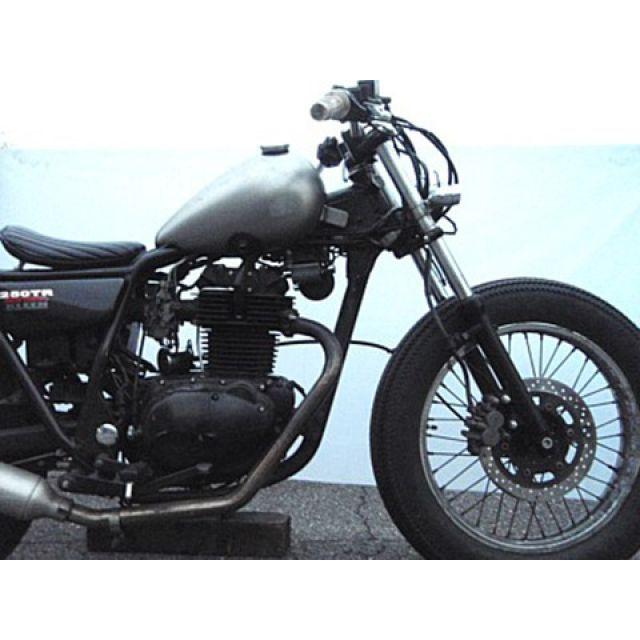 部品屋K&W 250TR エッグタンク K&W : モトメガネYahoo!店 - 通販
