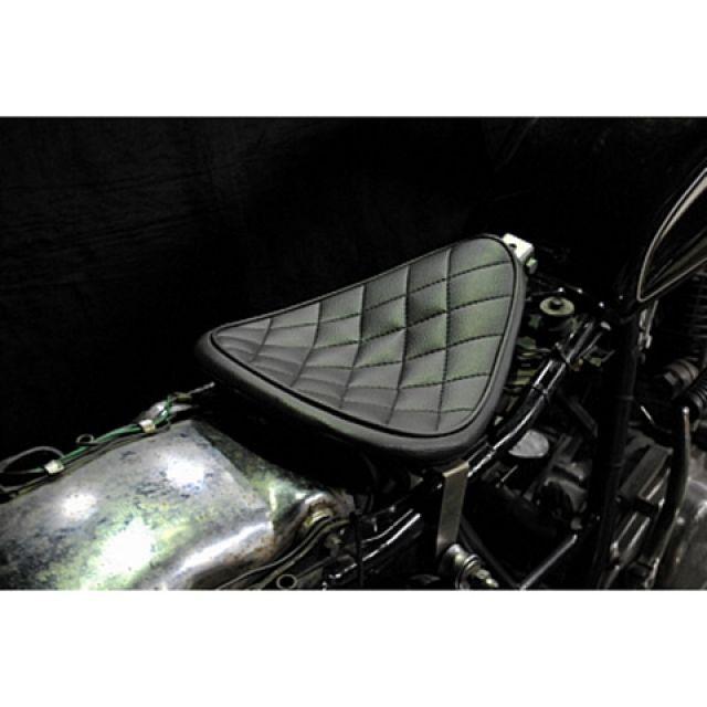 部品屋K&W SR400/500 専用ソロシートKIT リジットタイプ（ステッチ