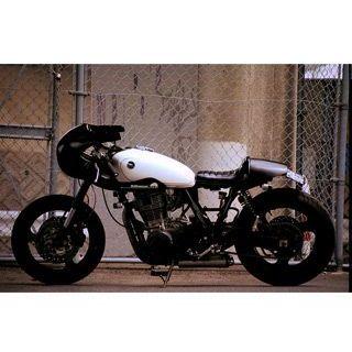 ANーBU アンブ SR400/500 SR用ロケットカウルBALLE TYPE3（ブラック