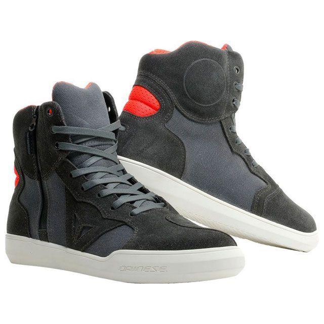 ダイネーゼ Dainese Metropolis D-WP ライディングシューズ ダイネーゼ（DAINESE） METROPOLIS D-WP SHOES カーボン/フルオ-レッド