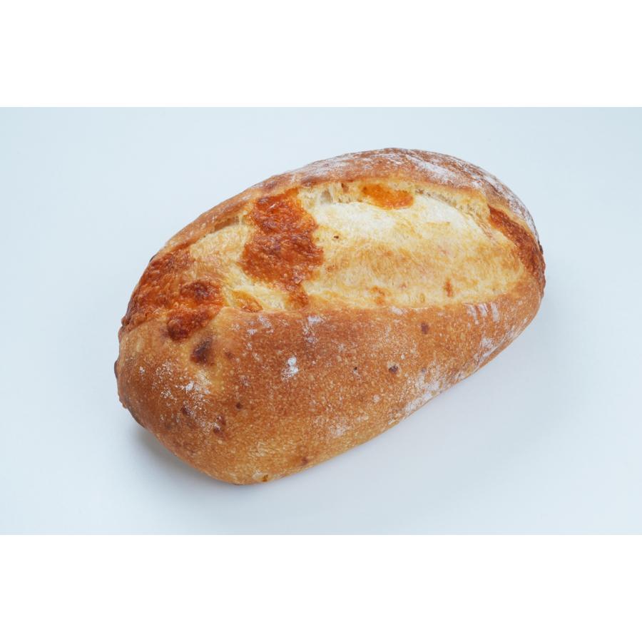 (業務用冷凍パン生地) とろけるチーズのもっちりフランスパン 150g x 36ヶの画像