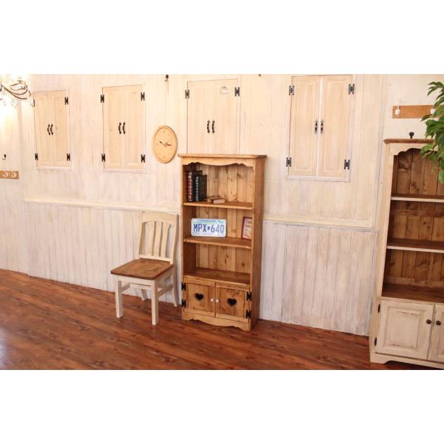 【中古品】パイン材のアメリカンカントリー家具　カントリー家具の本棚 本棚 カントリー家具 薄型 完成品 大容量 北欧 無垢 パイン材 おしゃれ