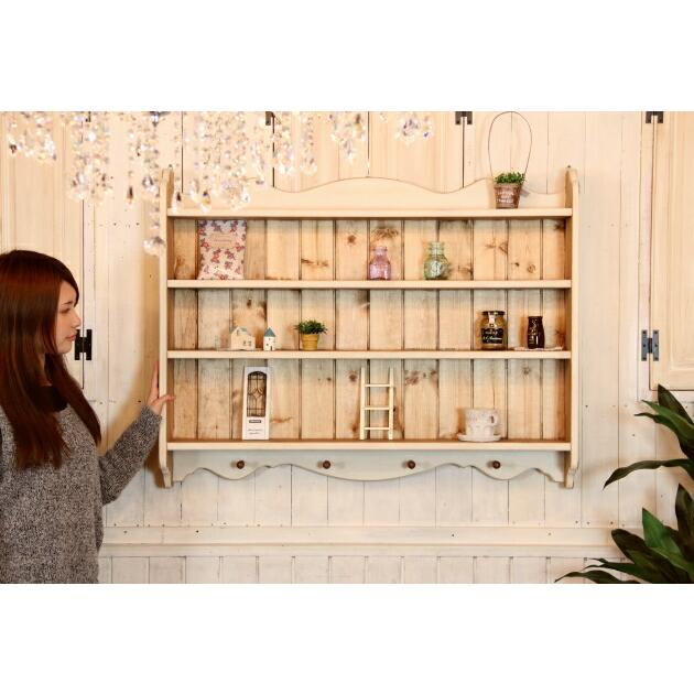 壁掛け カントリー 3段壁掛け シェルフ 壁に付けられる家具 省スペース