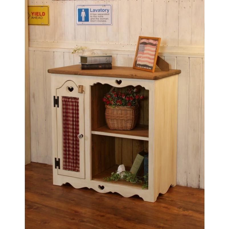 ♡ハンドメイド　家具　ハートクリ抜き　カントリー　ナチュラル　キャビネット♡ ♡ハンドメイド 家具 ハートクリ抜き カントリー ナチュラル