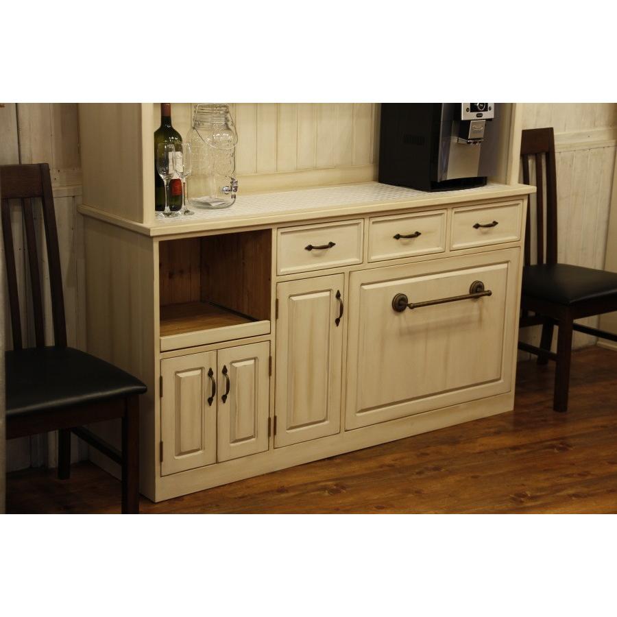 直接取引☆ 日進木工 nissin 食器棚 カップボード　カントリー 直接取引☆ 日進木工 nissin 食器棚 カップボード カントリー 2025年