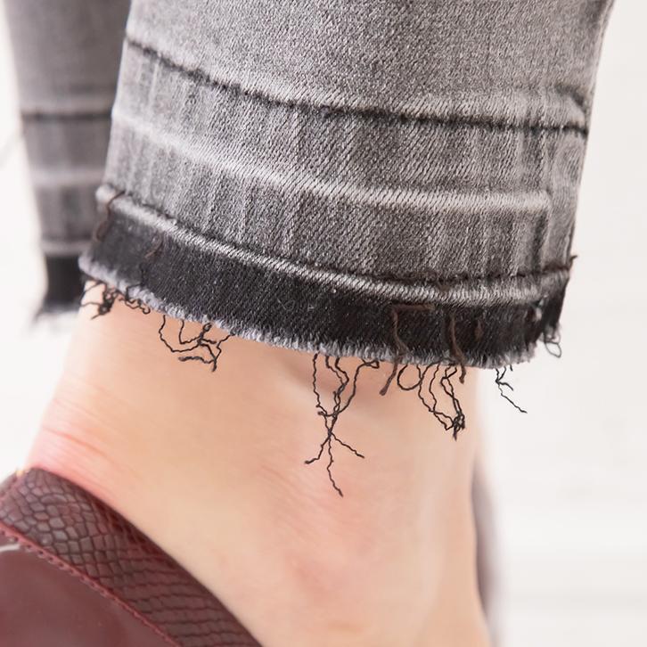 裾カットオフ アンクル丈 ダメージ スキニー デニム パンツ クラッシュ