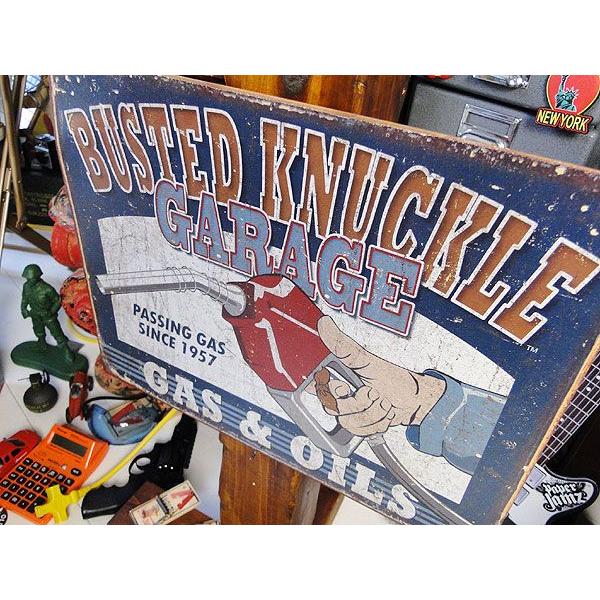 バステッドナックルガレージ　ブリキ看板　（ガス＆オイル）　アメリカ雑貨　アメリカン雑貨　サインプレート | アメリカン レトロ | 01