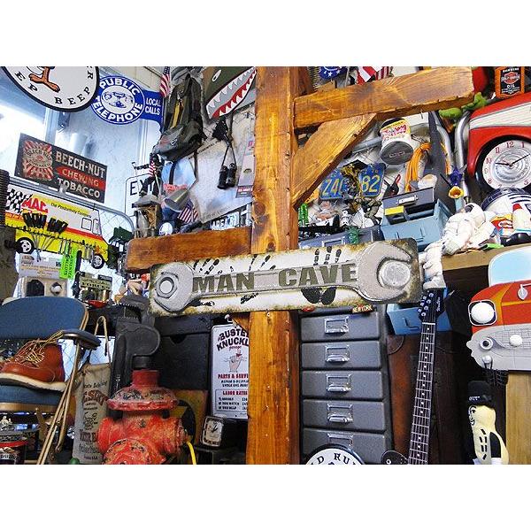 男の秘密基地　スパナ型　ブリキ看板　■ アメリカン雑貨 アメリカ雑貨 | アメリカン レトロ | 03