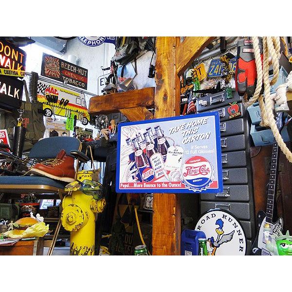 ペプシコーラ　ブリキ看板　（TAKE HOME THIS CARTON）　アメリカ雑貨　アメリカン雑貨　サインプレート　ティンサインボード　壁飾り | アメリカン レトロ | 03