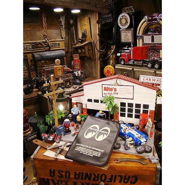 ムーンアイズ　車検証入れ　（ブラック/ホワイト）　アメリカ雑貨　カー用品　インテリア　雑貨　グッズ　ブランド |  | 05