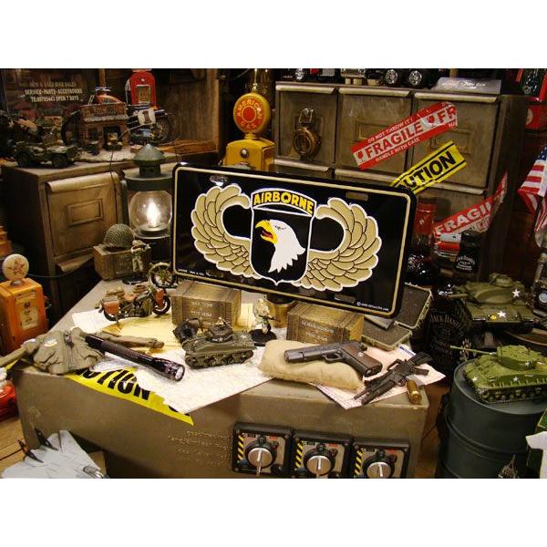 エアボーン　ミリタリーライセンスプレート　（スクリーミングイーグル）　アメリカ雑貨　アメリカンな雑貨屋さん | アメリカン レトロ | 02