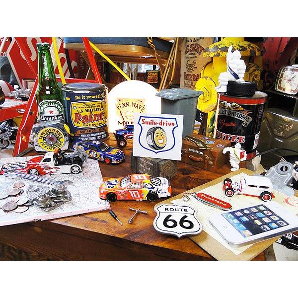 ヨコハマタイヤのスマイレッジ　ミニレーシングステッカー アメリカン雑貨 アメリカ雑貨   車 シール ブランド |  | 02