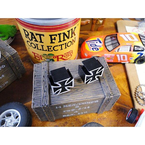 アイアンクロス　エアバルブキャップ 2個セット アメリカ雑貨 アメリカン雑貨 |  | 01