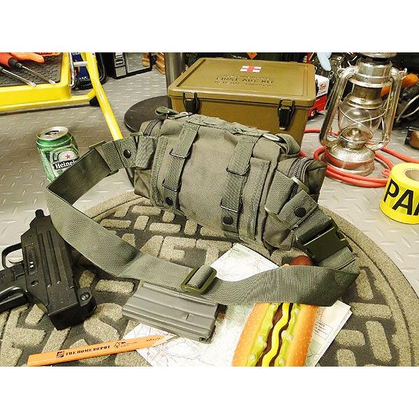 ミリタリー専門メーカーが作った俺たちのミリタリーバッグ 2WAYバッグ (オリーブ)　■　アメリカ雑貨　アメリカン雑貨　男前　メンズバッグ |  | 03