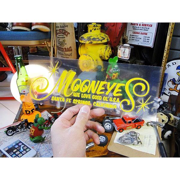 ムーンアイズ　ピンストライプステッカー　（WE LOVE/イエロー）　アメリカ雑貨　アメリカン雑貨　車　シール　ブランド |  | 03