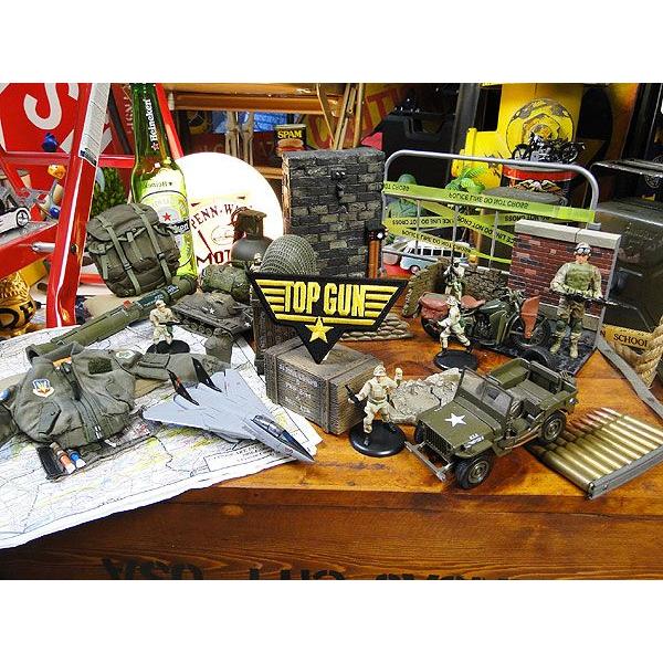 トップガン　ミリタリーワッペン　（ゴールド/ブラック）　アメリカ雑貨　アメリカン雑貨　アメリカ　アルファベット　ミリタリー 爆買 |  | 02