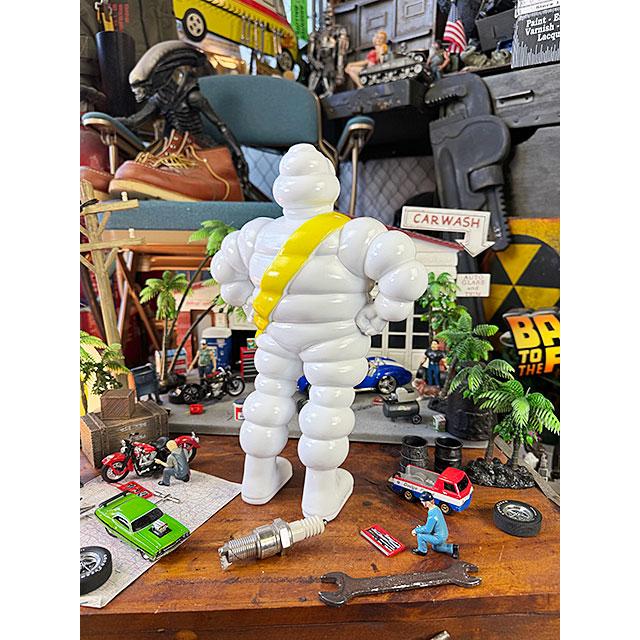 ミシュランビバンダム人形のビッグサイズのディスプレイです