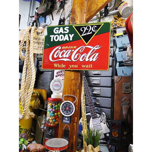 コカ・コーラブランド ガス・トゥデイ　エンボス・ティンサイン アメリカ雑貨 アメリカン雑貨 サインプレート ティンサインボード | Coca Cola | 03