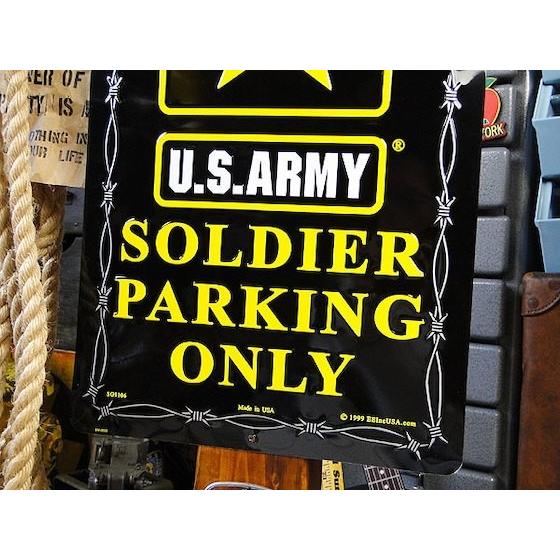 アメリカ　ブリキ看板　U.S.アーミーソルジャー専用駐車場　（NEWロゴ）　アメリカン雑貨 アメリカ雑貨 |  | 02