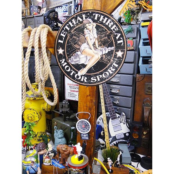 ピンナップガール＆スパークプラグ　U.S.ヘヴィースチールサイン アメリカン雑貨 アメリカ雑貨 |  | 03