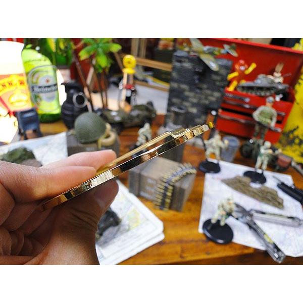 U.S.エアフォース　メダリオン　（ラウンドタイプ）　■　アメリカ雑貨　アメリカン雑貨　ミリタリー　ガレージグッズ　カーアクセサリー |  | 02