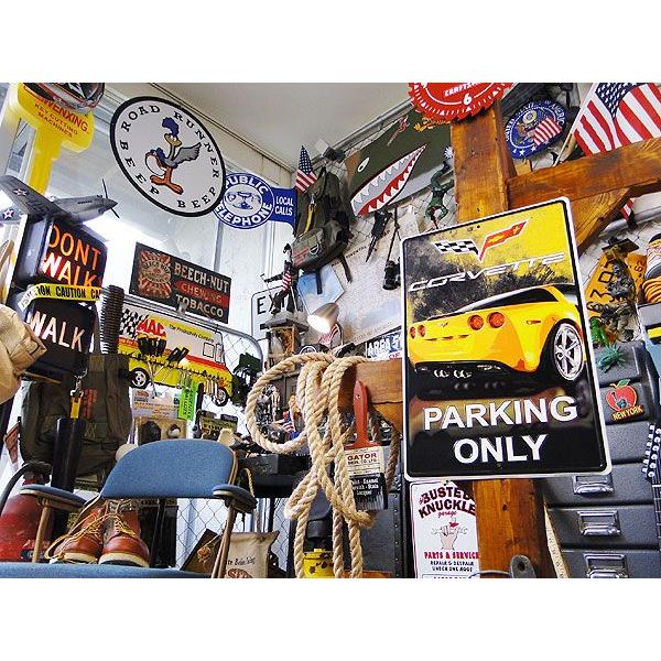 コルベット専用駐車場　ブリキ看板 アメリカン雑貨 アメリカ雑貨 サインプレート 壁掛け | アメリカン レトロ | 04