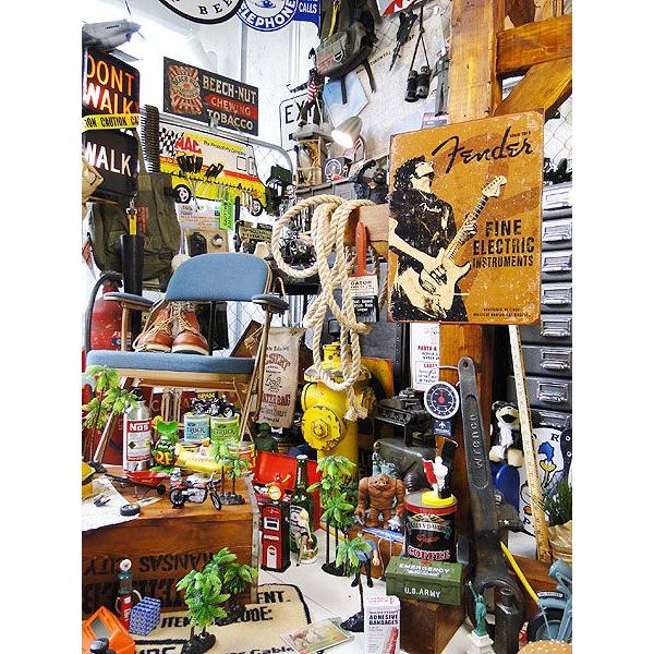 フェンダー　ロックオン　ブリキ看板　■ アメリカン雑貨 アメリカ雑貨 | マリリンモンロー | 05