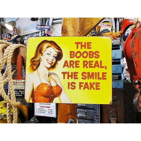 ボインは本物だけど、微笑みはニセモノ！　ブリキ看板 アメリカ雑貨 アメリカン雑貨 サインプレート ティンサインボード | アメリカン レトロ | 03
