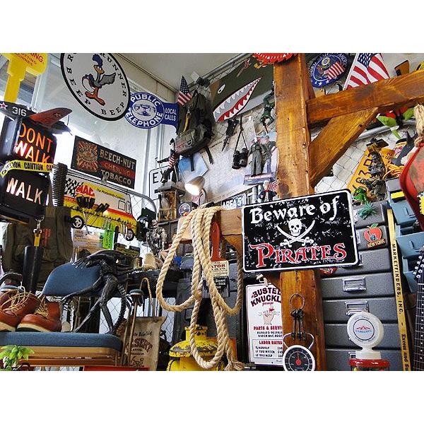 海賊たちに気をつけろ！　ミニブリキ看板 アメリカ雑貨 アメリカン雑貨 | アメリカン レトロ | 02