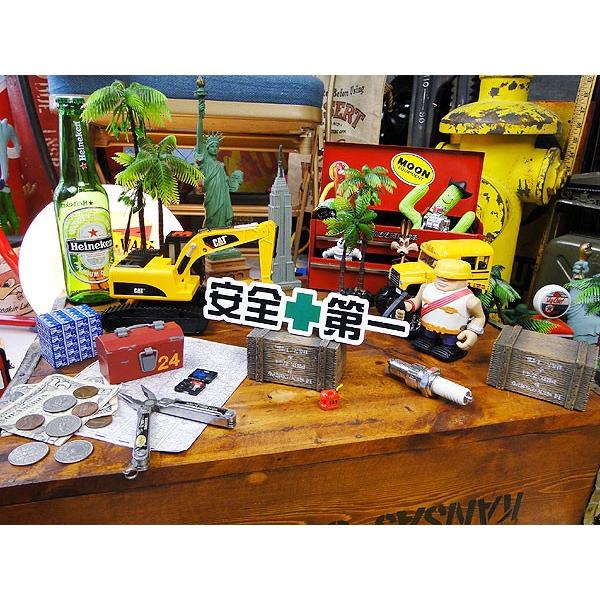 お笑いカスタムステッカー　（安全第一）　アメリカ雑貨　アメリカン雑貨 |  | 02