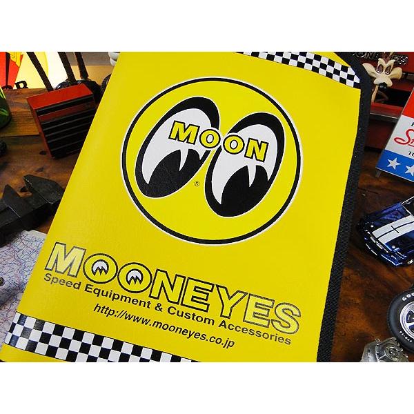 ムーンアイズ　カータイトルホルダー　（イエロー）　アメリカ雑貨　カー用品　インテリア　雑貨　グッズ　ブランド |  | 01