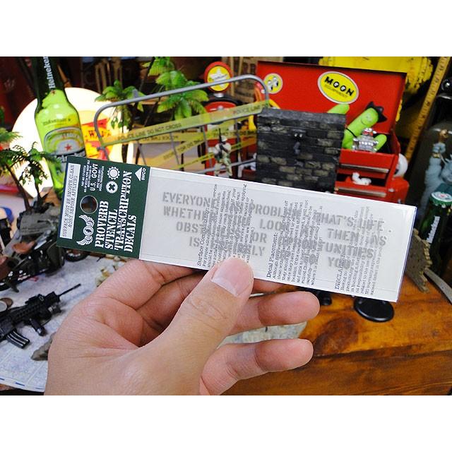 ことわざステンシル転写ステッカー　（チャンスか障害どっちで見るかで人生違ってくる）　アメリカ雑貨　アメリカン雑貨　車　シール | アメリカン レトロ | 02