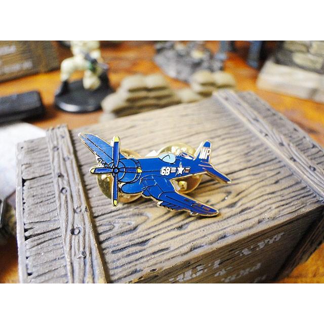 クラシック戦闘機　ピンバッジ　（F-4U　コルセア）　■　アメリカ雑貨　アメリカン雑貨　ミリタリー　ガレージグッズ　男前　メンズ | 