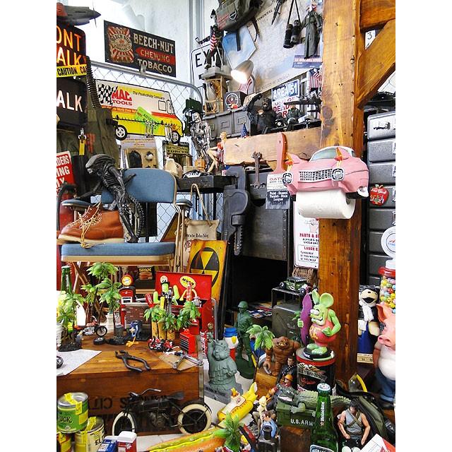 クラシックカー　トイレットペーパーホルダー　（ピンクキャデラック）　アメリカン雑貨　アメリカ雑貨 爆買 |  | 05