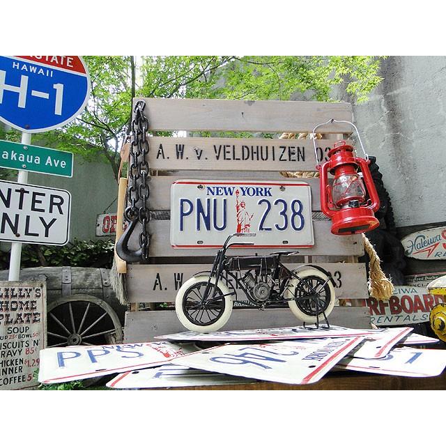 ニューヨーク州　USEDナンバープレート　（自由の女神バージョン）　アメリカ雑貨　アメリカン雑貨 |  | 04