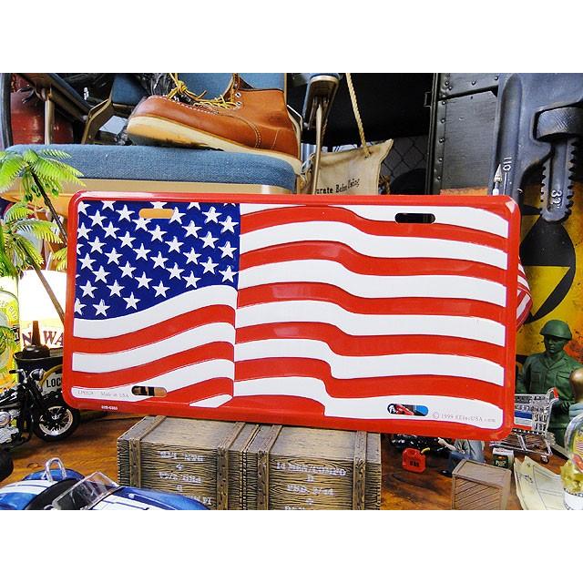 アメリカン レトロ 風になびく星条旗 ライセンスプレート （レッド