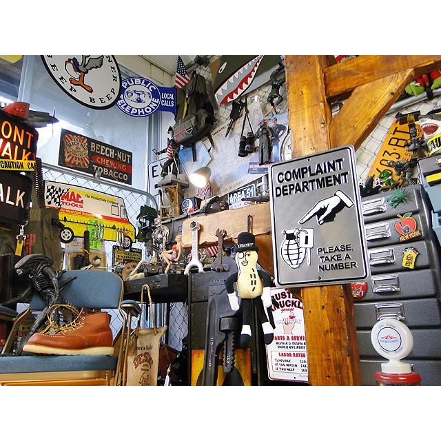 「苦情受け付けセンター」　ミニジョーク看板 アメリカ雑貨 アメリカン雑貨 サインプレート ティンサインボード | アメリカン レトロ | 03