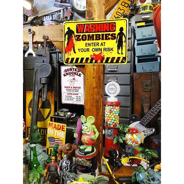 「警告！この先にゾンビいます」　ミニジョーク看板　■ アメリカン雑貨 アメリカ雑貨 | アメリカン レトロ | 03